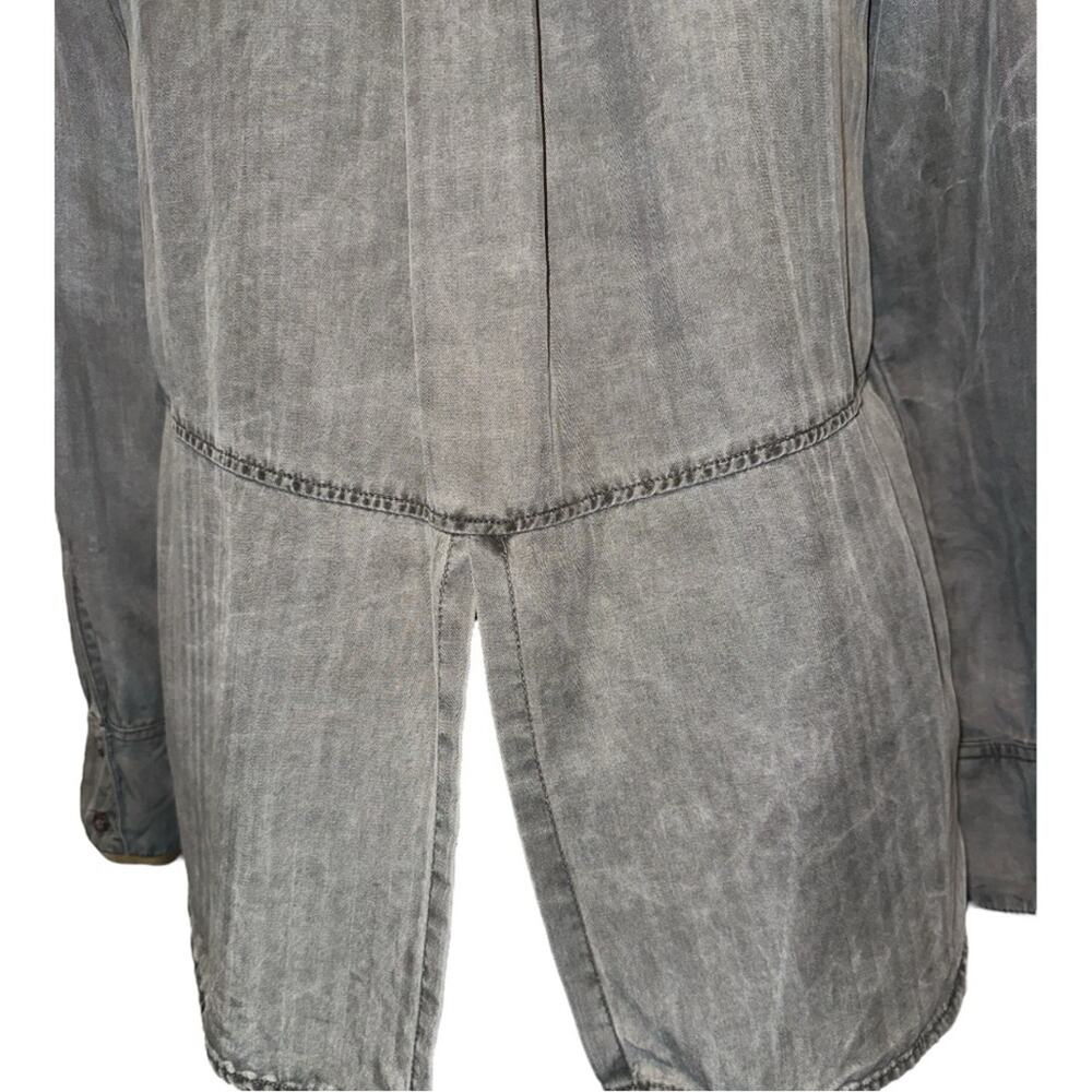 Bella Dahl Lyocell Split Back Button Down Shirt S… - image 8